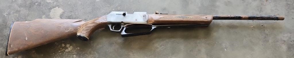 DAISY BB RIFLE