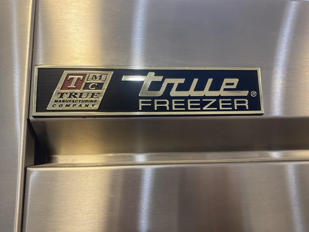 TRUE Freezer 78 x 82 x 30 Model T-72FZ.