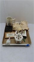 seashells, trinket box, decorative items