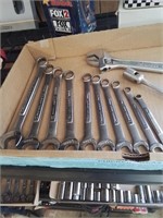 Set of Craftsman metric open and closed wrenches
