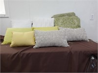 Nine different size throw pillows$ 969
24x50x16