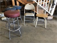 (3) BAR STOOLS, FOLDING CHAIR AND WHITE