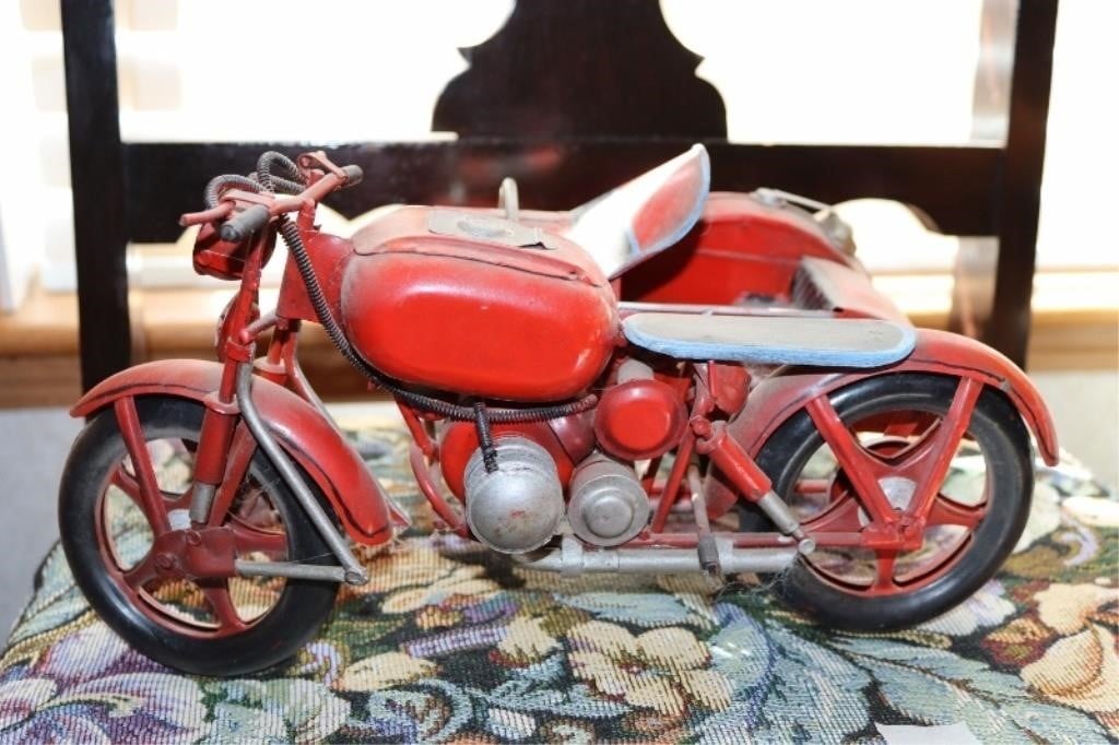 Tin motorcycle