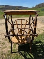 Bentwood stand