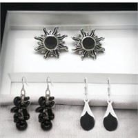 Sleek Sterling Silver Black Gemstones Earring