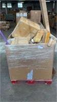 1 PALLET Lot Assorted Home Decor Items/Small