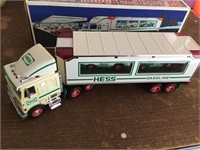 1997 HESS TOY TRUCK AND TWO RACERS