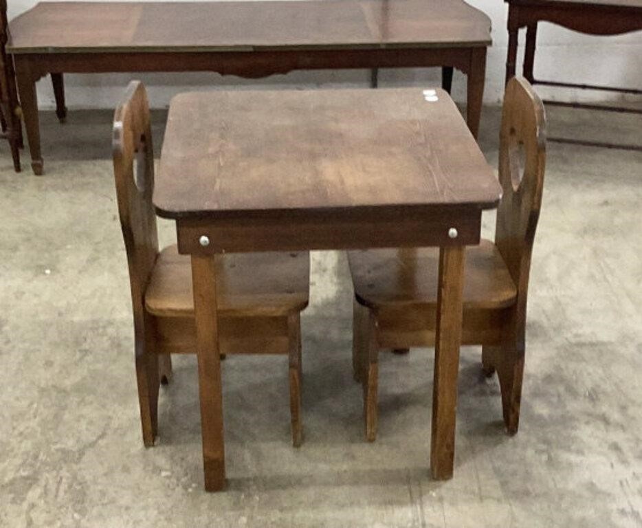 24x22x23 Vintage Childs Table with 2 Chairs