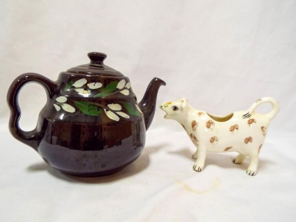 Royal Canadian Art Pottery Dripless Teapot w/Lid