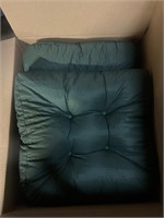 $50 4 pack 18” outdoor seat cushions