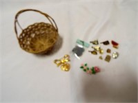 Small Wicker Basket Full of Brooches & Pin Backs