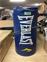 Everlast power ore punching bag (missing parts )