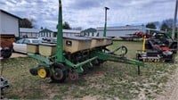 John Deere 7200 Corn Planter