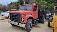 1985 International S1900 dump truck