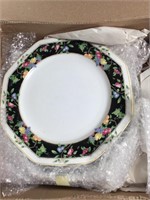 New Fruit Plates 
Lot of 4