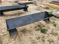 90" metal feeder