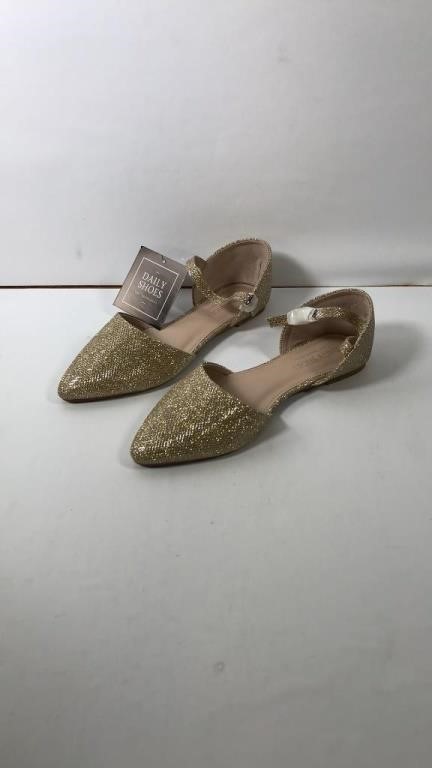 New Daily Shoes Gold Size 8
