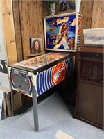 Ted Nugent Pinball by Stern in working order