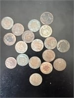 18 Indian pennies