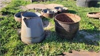 Granite pot & iron kettle