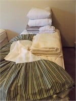 2 sets TWIN-4 blankets, mattress covers