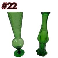 Greevn Avon Bud/Ardco Art Glass Bud Vases