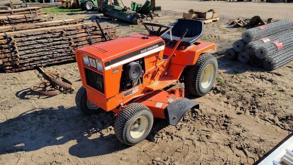 Allis Chalmers 912 Lawn Tractor