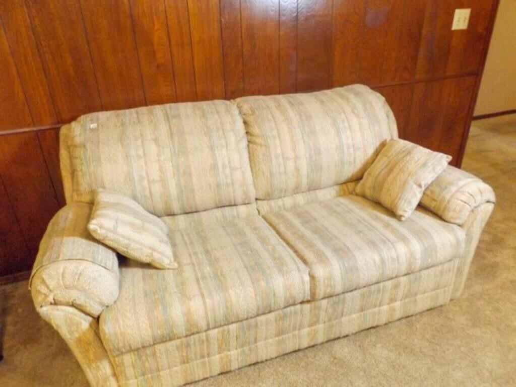 LaCrosse Elite Sofa couch 71" wide, 36" deep