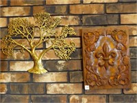 2 wall hangings, metal Tree & fleur de lie