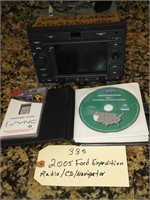 2005 Ford Expedition Radio / CD / Navigator w/CD