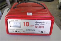 Schumacher battery charger, SE-40M