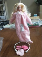 Mattel 1975 - Blonde w/ Pink Terry Cloth Robe