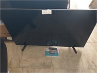 50" HISENSE ' Roku TV w/ Controller