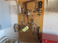 Contents of This Pegboard as shown