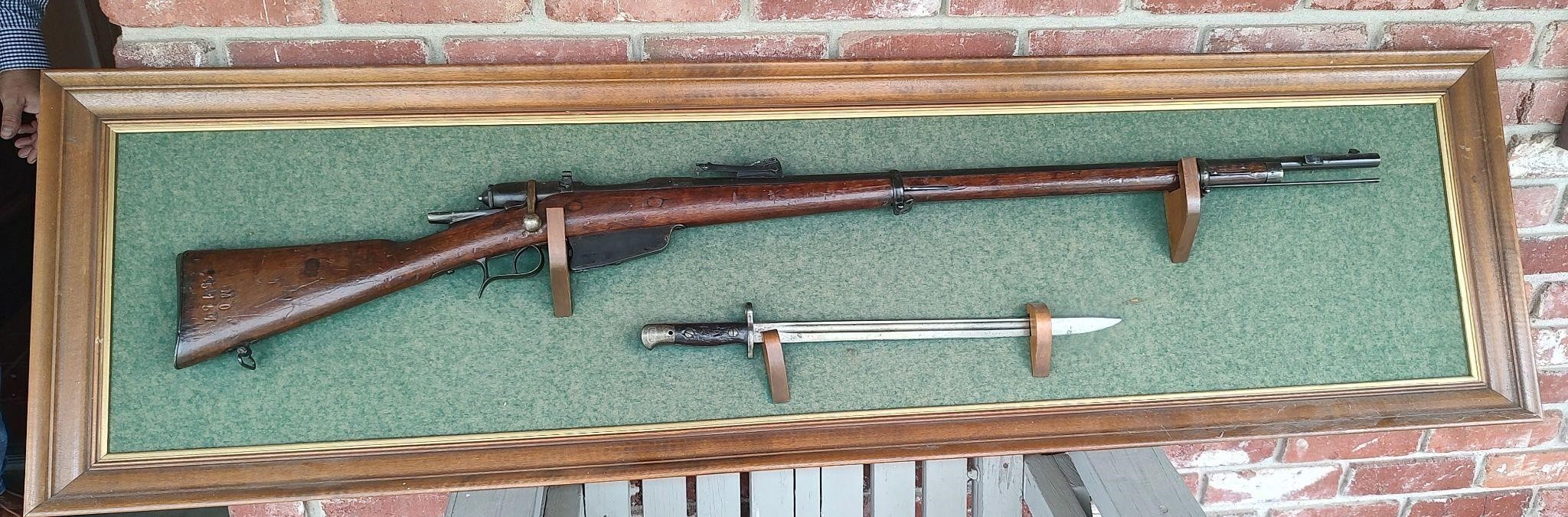 Antique Italian WW 1 Vetteri Rifle w/Bayonet