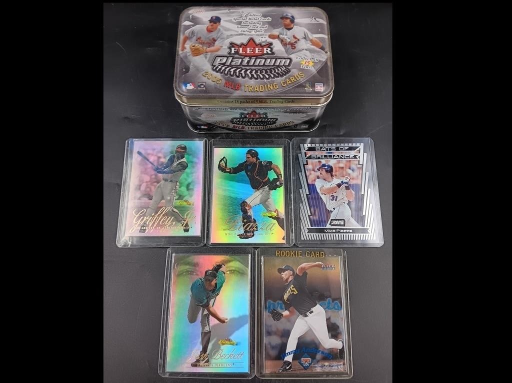 Legends of the Diamond: Vintage and Modern Baseball Cards