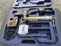 Lincoln Grease Gun with Charger & Battery