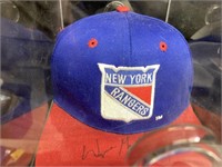 COLLECTIBLE WAYNE GRETSKY SIGNED BALL CAP