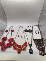 4 PAIRS OF NECKLACE & PIERCED EARRING SETS