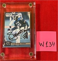 N - LAWRENCE TAYLOR SIGNED CARD (W134)