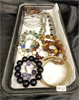 BRACELETS VARIETY LOT  / JEWELRY