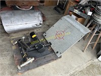 Electric Power Lift Gate w/Cart