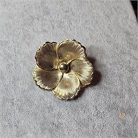 Emmons Signed Gold Tone Flower Brooch