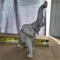 ZAWADEE SOAP STONE ELEPHANT