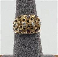 14k Yellow Gold Diamond & Garnet Ring