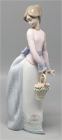 Lladro Basket of Love 7622 Girl w/Flowers Figurine