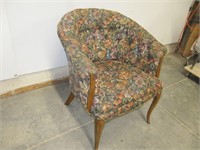UPHOLSTERED BARREL TYPE ARM CHAIR