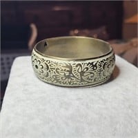 Pretty Vintage Engraved Brass Bangle Bracelet