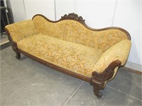 UPHOLSTERED VICTORIAN SOFA