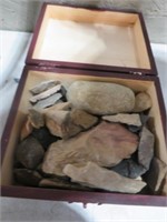 BOX OF NATIVE AMERICAN ARTIFACTS